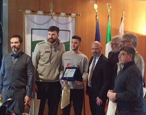 Virtus Pallacanestro Bologna premiata dal presidente Bonaccini