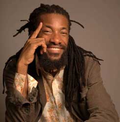 Dalla Giamaica il reggae di Junior Kelly