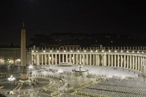 Una piazza San Pietro brillante incanta Roma