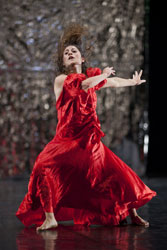 Al Teatro Persiani protagonista la danza con Traviata