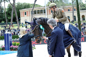 Equitazione: tris del Caporal Maggiore dell’Esercito Lucia Vizzini